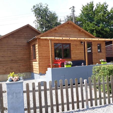 Le Chalet Castor - Camping International - Bomal - Durbuy Exterior photo